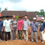 Peletakan Batu Pertama Masjid Al-Ikhlas di RT 03 LK 02 jl. Purnawirawan 1 gg inpres 2 Kelurahan Langkapura