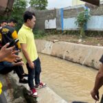 Anggota DPRD Kota Bandar Lampung, Indra Feriza, S.Ak., Turun Langsung ke Lokasi Korban Banjir di Pasir Gintung