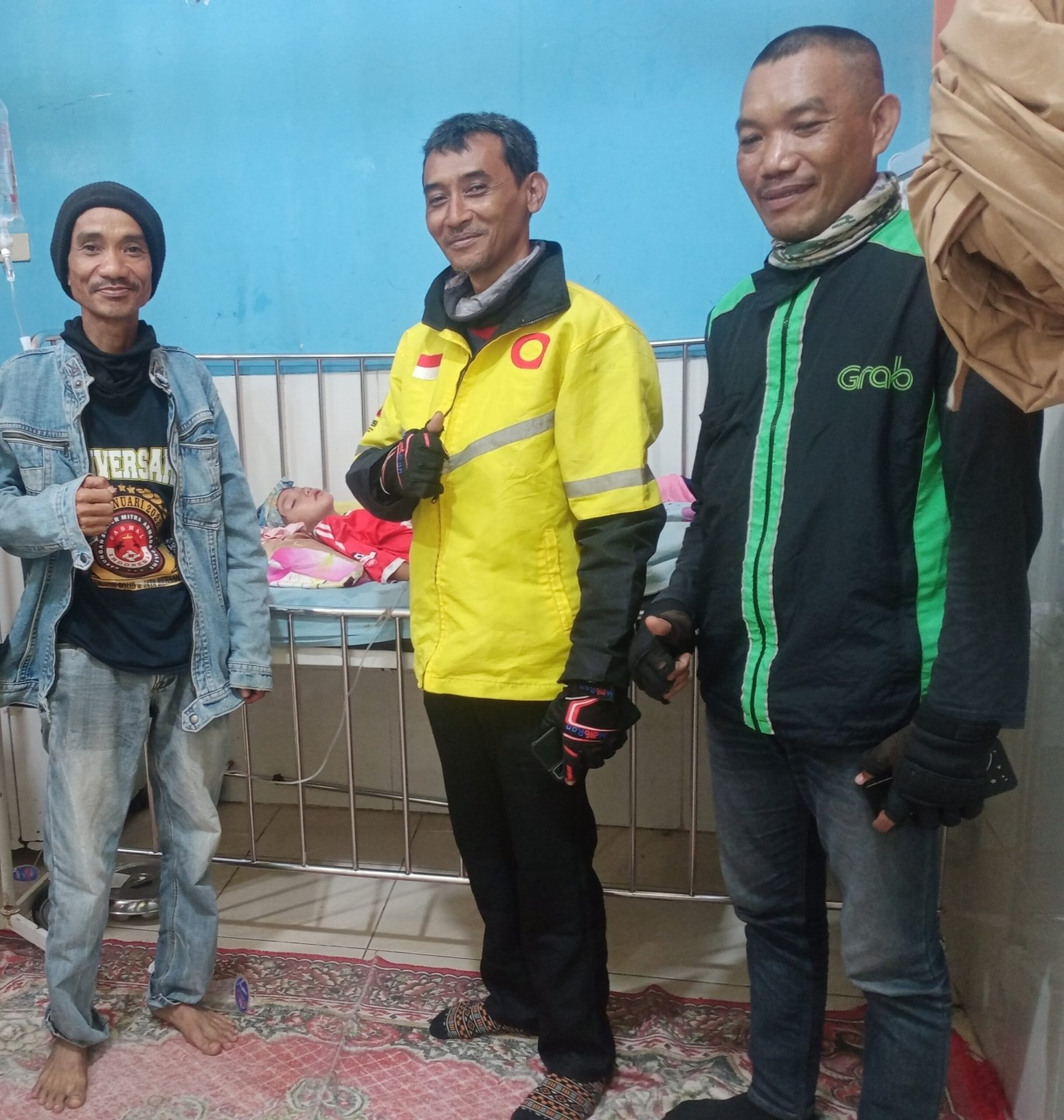 WUJUD KEPEDULIAN, KETUA GASMAL JENGUK KELUARGA ANGGOTA YANG DIRAWAT DI RUMAH SAKIT