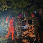 Gerak Cepat Marinir, Atasi Longsor di Lempasing