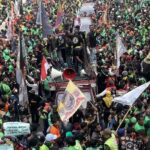 Tuntutan Ojol Diterima Istana, Massa Demo Bubarkan Diri dengan Harapan Besar