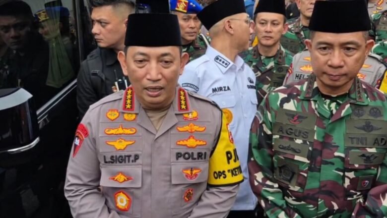 Kapolri dan Panglima TNI Kunjungi Keluarga Briptu Anumerta Ghalib Surya Ganta, Pastikan Penegakan Hukum