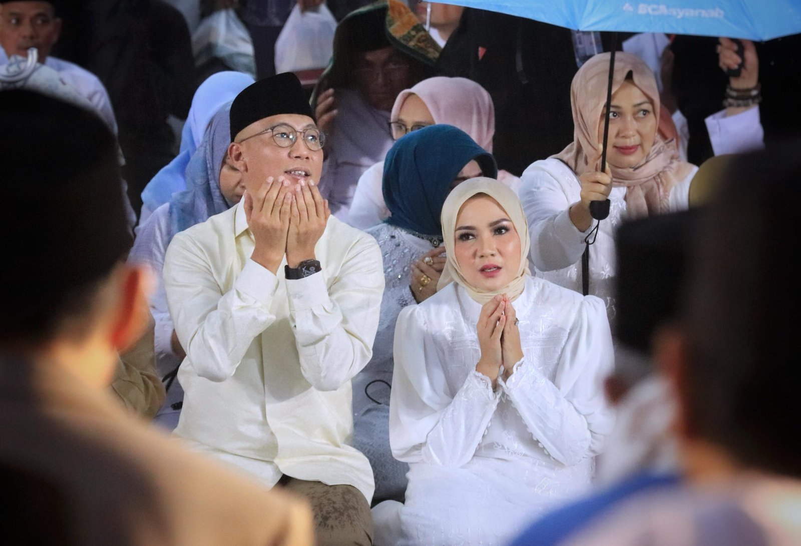 Ribuan Warga Lampung Padati “Lampung Bersholawat” Peringatan Nuzulul Quran dan HUT ke-61 Provinsi Lampung