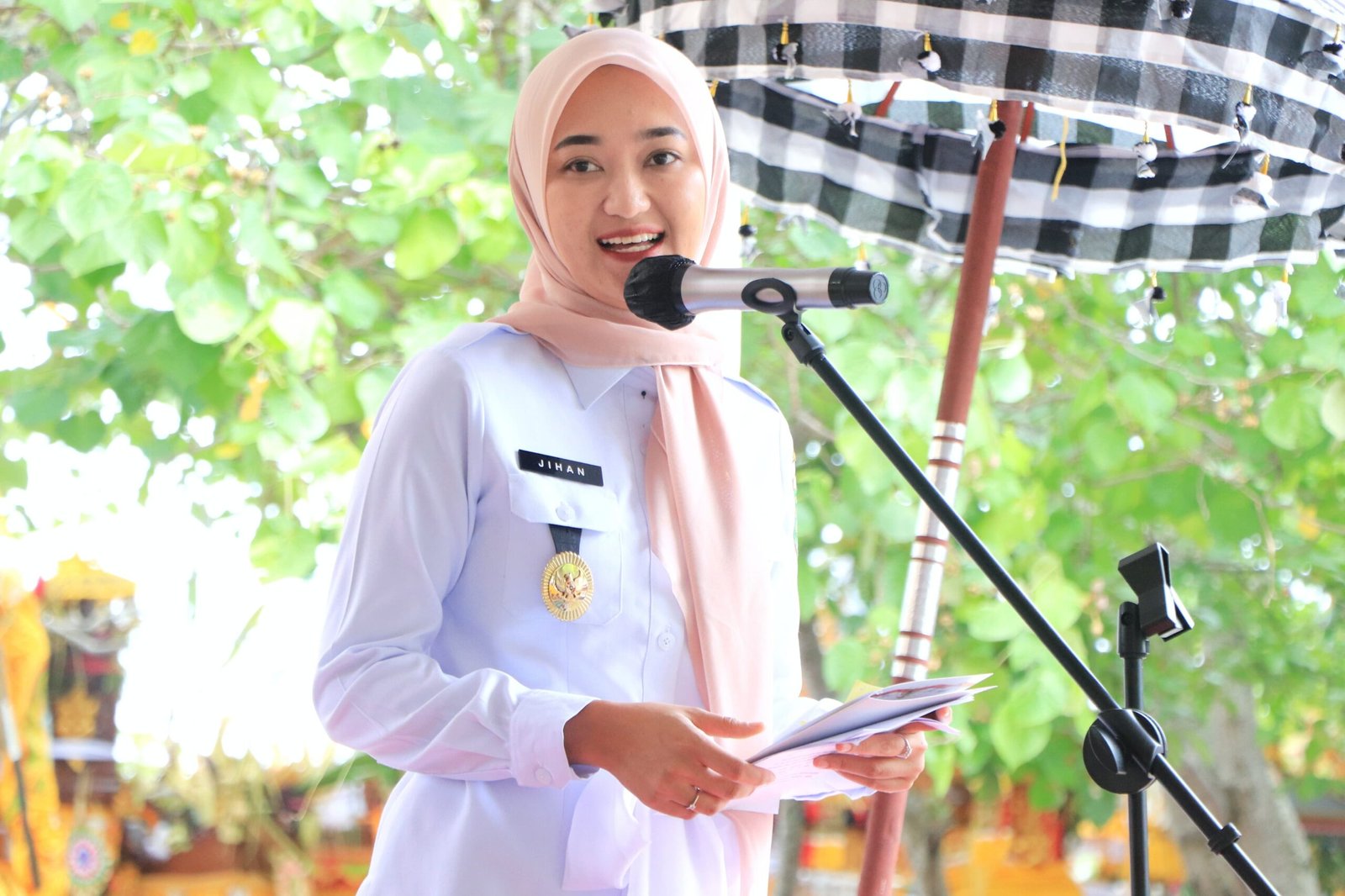 Hadiri Upacara Melasti, Wagub Jihan Nurlela Tegaskan Harmoni dalam Keberagaman di Provinsi Lampung