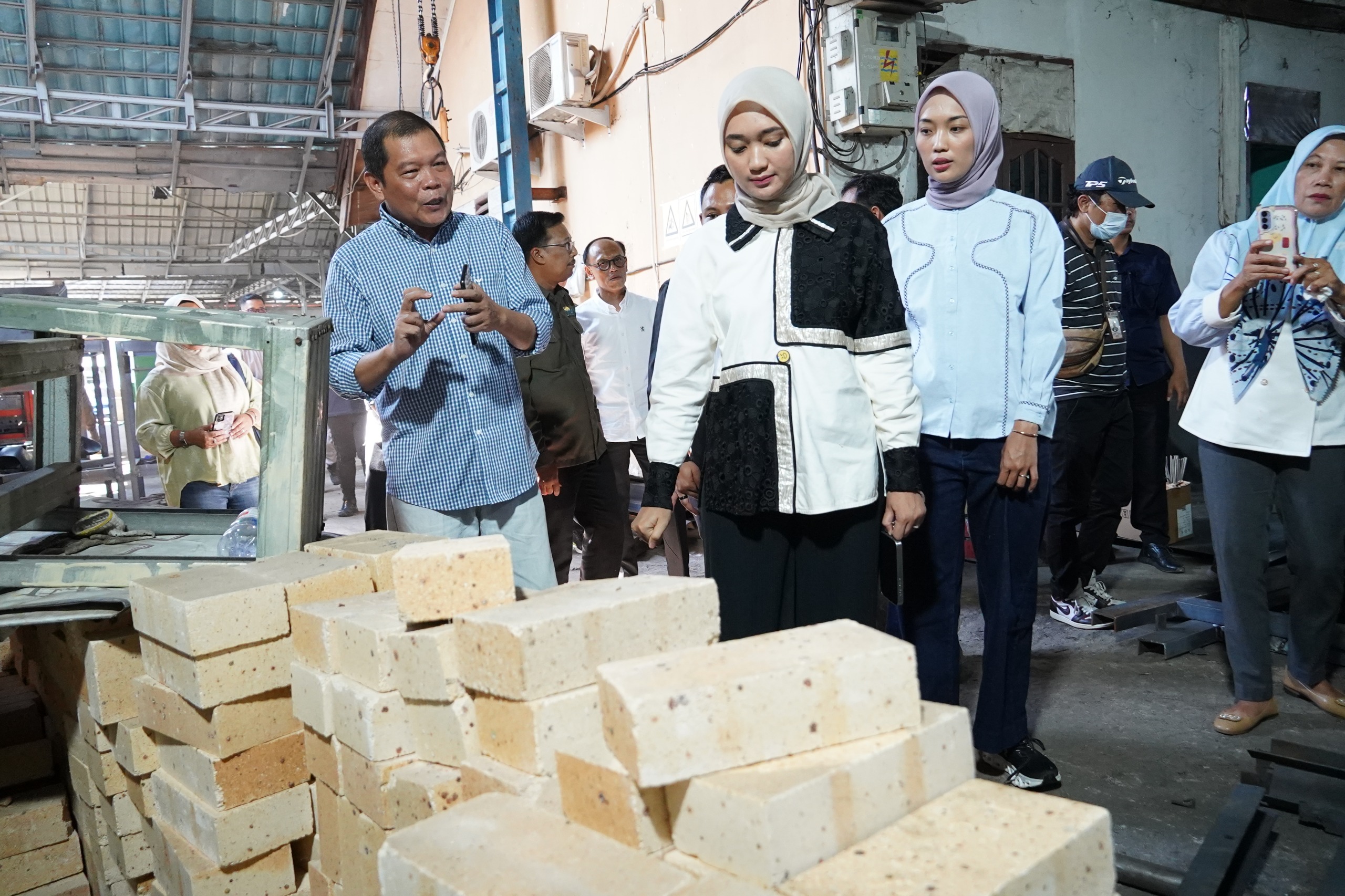 Gubernur Cukupi Kebutuhan Pupuk 190.851 Petani Lampung