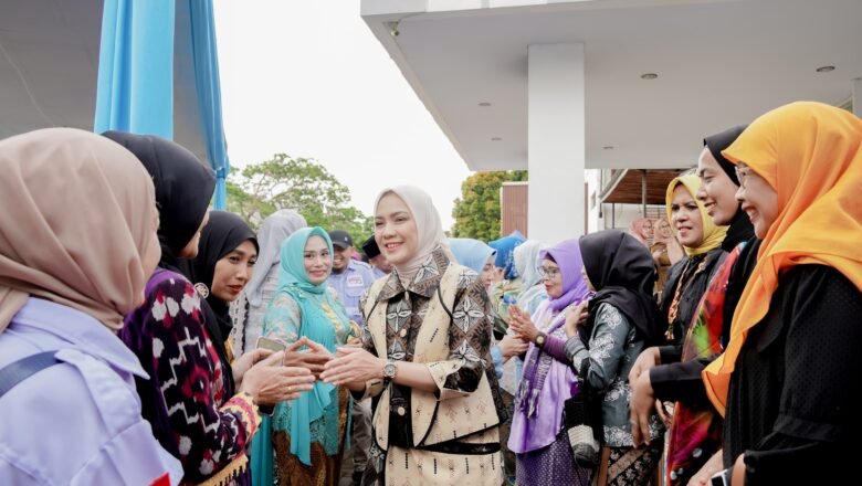 Galeri dan Kafe Ruang UMKM Lampung Resmi Dibuka Wulan Sari