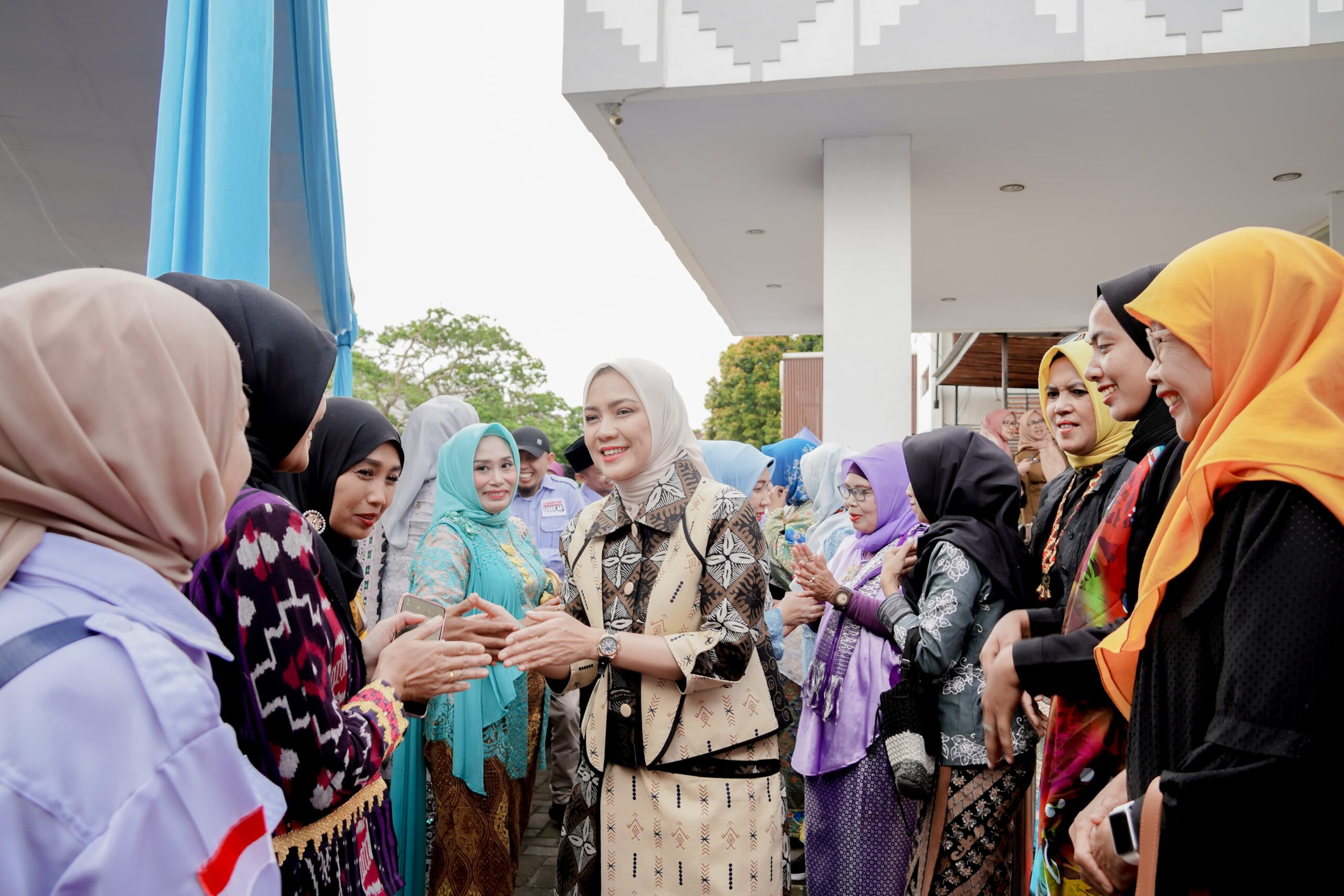 Galeri dan Kafe Ruang UMKM Lampung Resmi Dibuka Wulan Sari