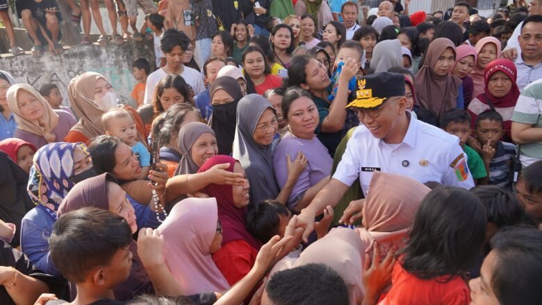 Gubernur Mirza Pastikan Bantuan Logistik untuk Warga Terdampak Banjir Lampung