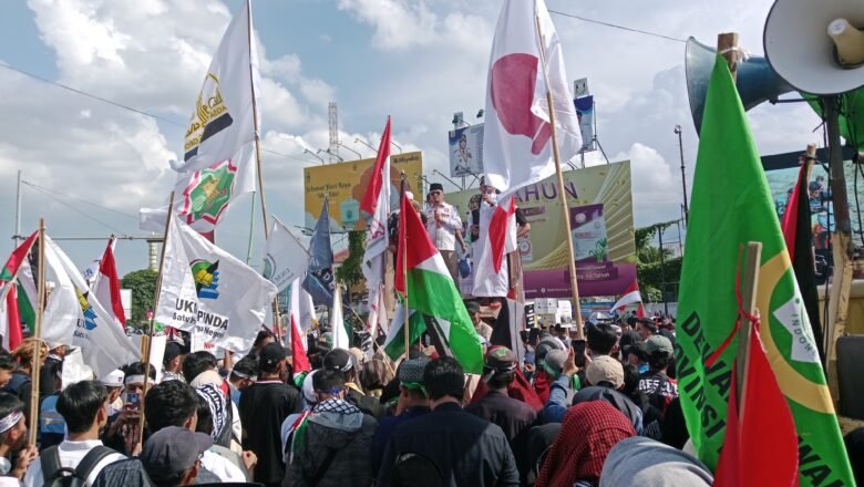 Ribuan Massa Gelar Aksi Solidaritas Palestina di Bandar Lampung