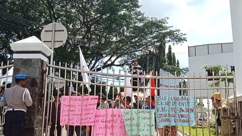 LANTANG dan Warga Demo di Kejati Lampung, Desak Audit Dugaan Korupsi Anggaran Lampung Utara
