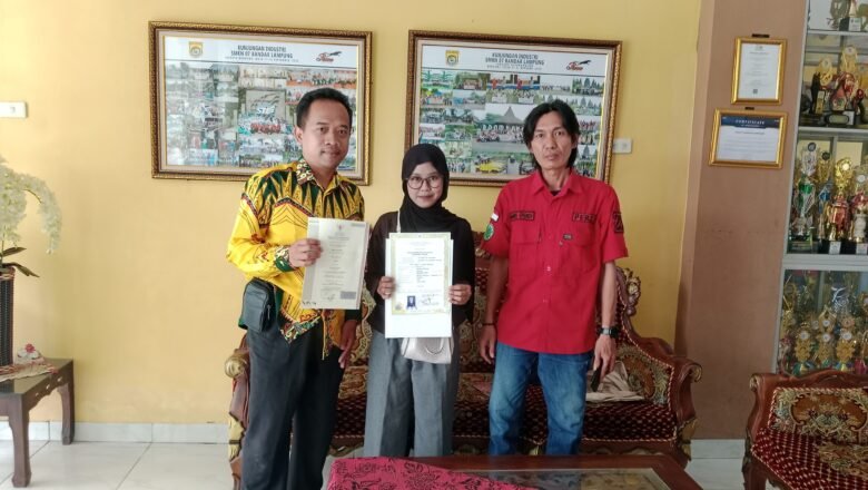 Program Ijazah Gratis Lampung Bantu Sopi Raih Masa Depan Cerah