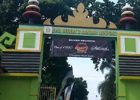 Warga Gotong Royong Protes Penolakan Jalur Domisili SMA N 2
