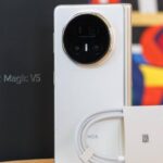 Honor Magic V5 Resmi Meluncur: Ponsel Lipat Tertipis dan Teringan di Dunia