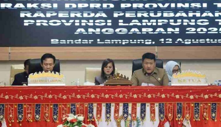 Rapat Paripurna DPRD Lampung Bahas Catatan Strategis Raperda Perubahan APBD 2025
