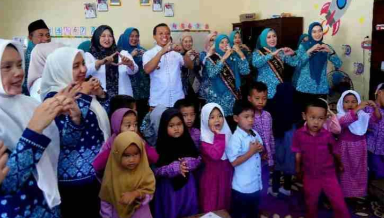 Kunjungan Ketua TP PKK Lampung ke Pringsewu Tinjau Desa Tapis