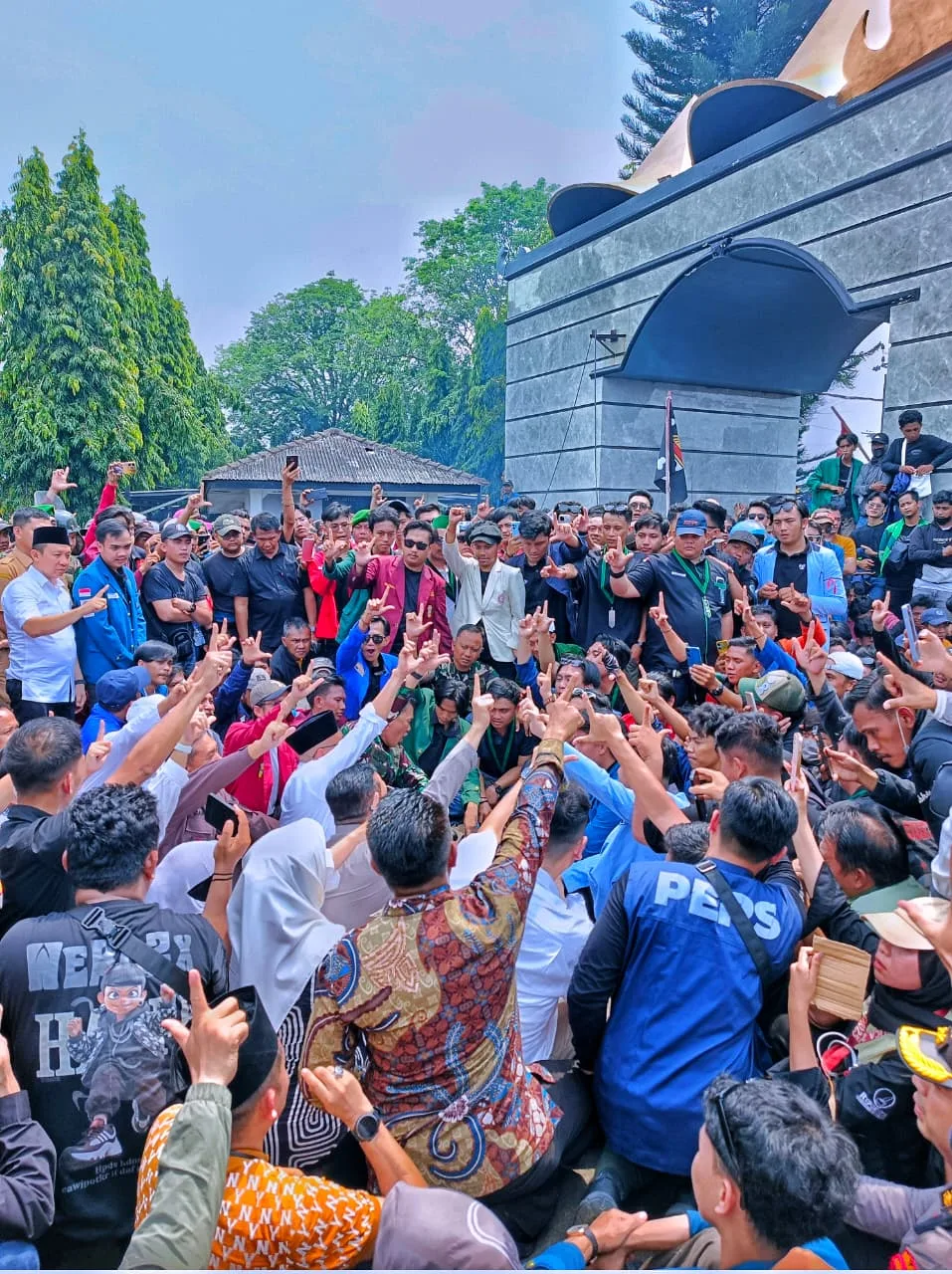 Aksi Damai Ribuan Massa di Lampung Jadi Teladan Demokrasi Tanpa Ricuh