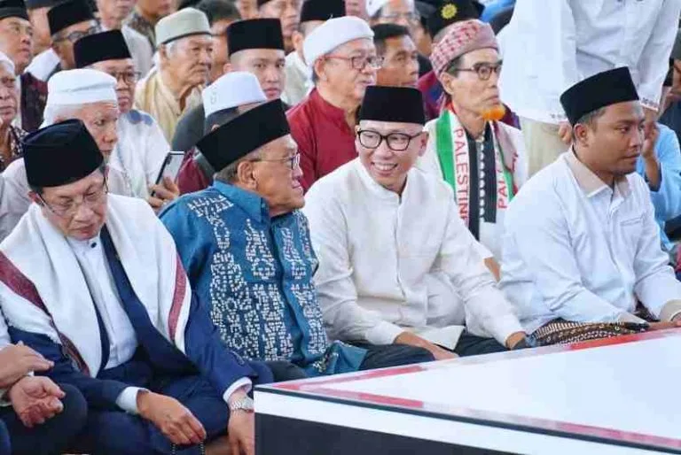 Gubernur Lampung dan Menag Resmikan Masjid Raya Al-Bakrie, Ikon Baru Syiar Islam