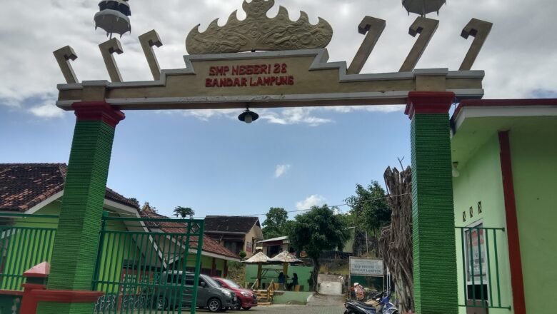 Keterlambatan Gaji Guru Honorer SMPN 28 Bandar Lampung