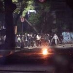 Polisi Tembakkan Gas Air Mata di Sekitar Kampus Unisba dan Unpas Bandung, Bentrok Pecah dengan Mahasiswa