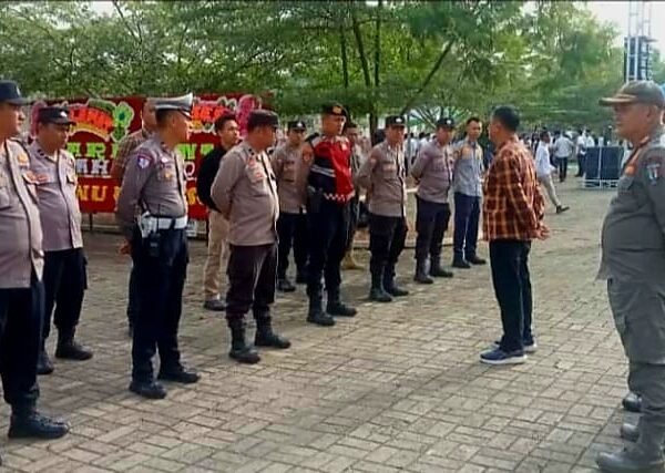 Bupati Riyanto Pamungkas Hadiri Hari Santri Nasional 2025