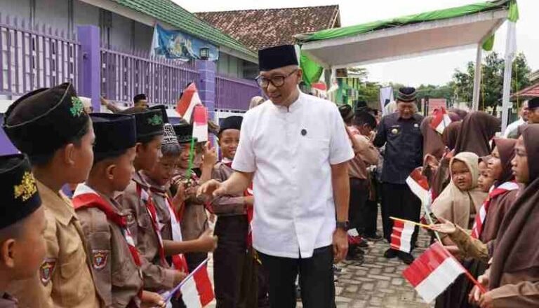 Gubernur Lampung Dorong Santri Darul Islah Jadi Generasi Berakhlak