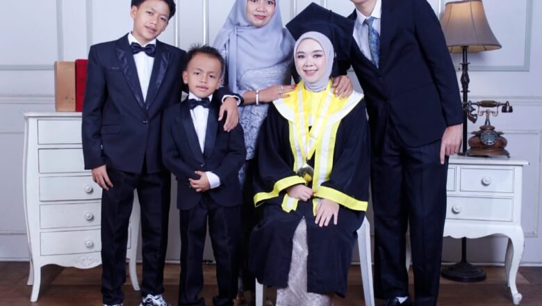 Wisuda UMAHA XXIII Lahirkan Sarjana Manajemen Asal Podomoro Talang Padang