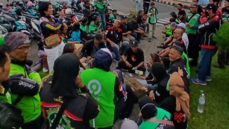 Ojol Lampung Galang Dana di Lampu Merah Adipura dan Way Halim, Hari Pertama Terkumpul Rp5,8 Juta