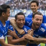 Bojan Hodak Tak Pikirkan Juara Paruh Musim Persib