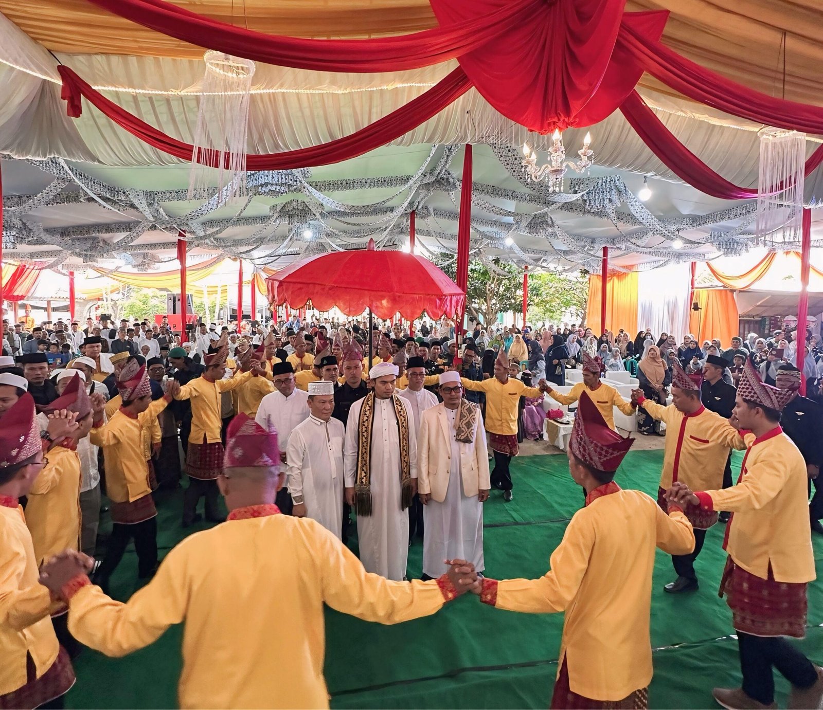 Martabat Tanazzul Jadi Tema Ceramah Buya Arrazi di Harlah ke-32 MTI Alhanif Lampung
