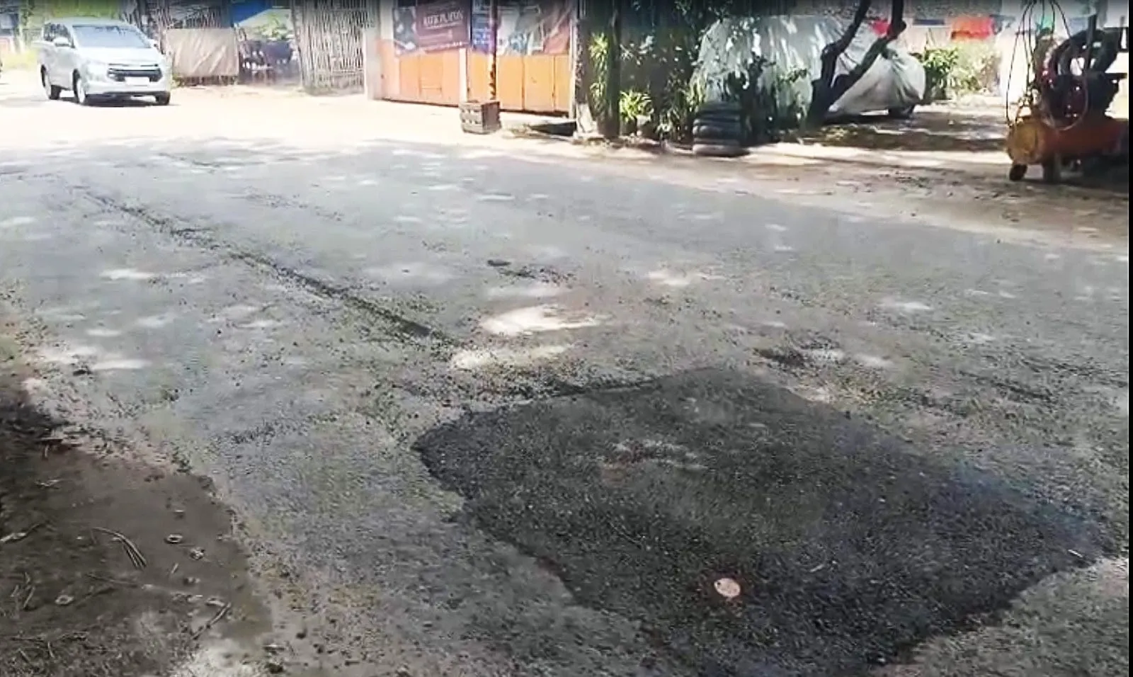 Perbaikan Jalan Pulau Damar Disambut Warga Bandar Lampung