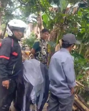 Camat Kemiling Tinjau Aliran Sungai Way Balau di Jalan Sejahtera