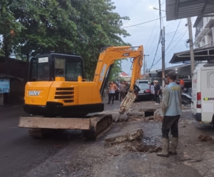 Eva Dwiana Perbaiki Jalan Rusak Kedamaian Secara Cepat