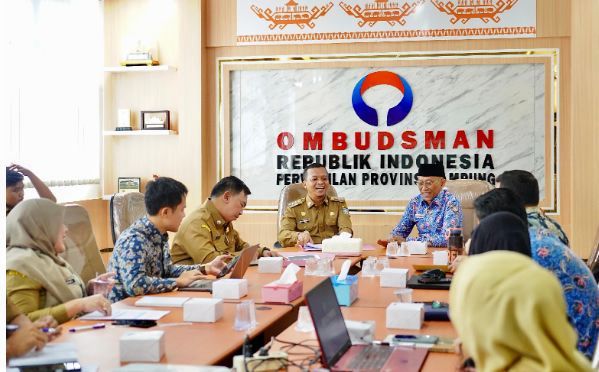 Bupati Pringsewu Bahas Pelayanan Publik dengan Ombudsman
