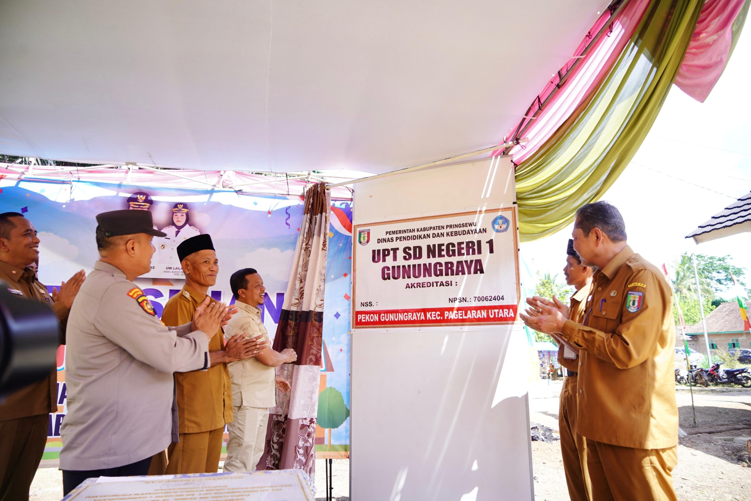 Bupati Pringsewu Resmikan UPT SD Negeri 1 Gunungraya sebagai Sekolah Definitif