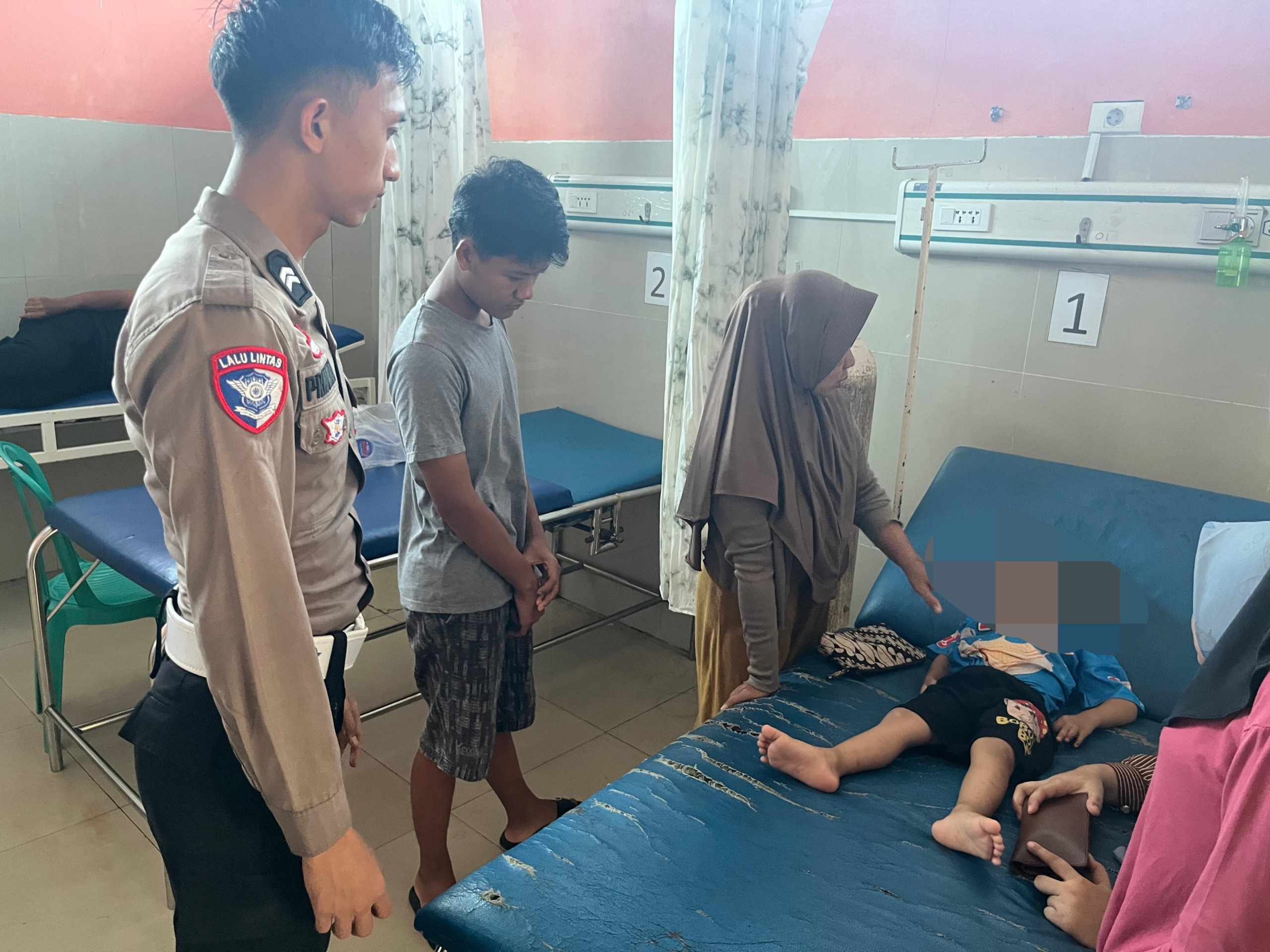 Balita Tenggelam di Muara Sungai Diselamatkan Polisi di Krui
