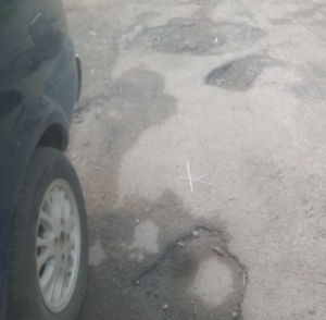 Jalan Badak Bandar Lampung Cepat Rusak, Warga Soroti Proyek Aspal