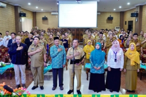 Seminar Nasional Keayahan Pringsewu Dorong Peran Ayah Bangun Generasi Unggul