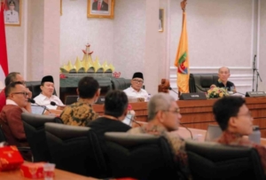 Gubernur Lampung Ajak BI, OJK dan Swasta Bersinergi Kejar Pertumbuhan Ekonomi 8 Persen