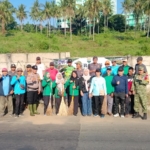 Gotong Royong Jalan Pramuka Perkuat Kepedulian Warga Kemiling Raya