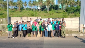 Gotong Royong Jalan Pramuka Perkuat Kepedulian Warga Kemiling Raya