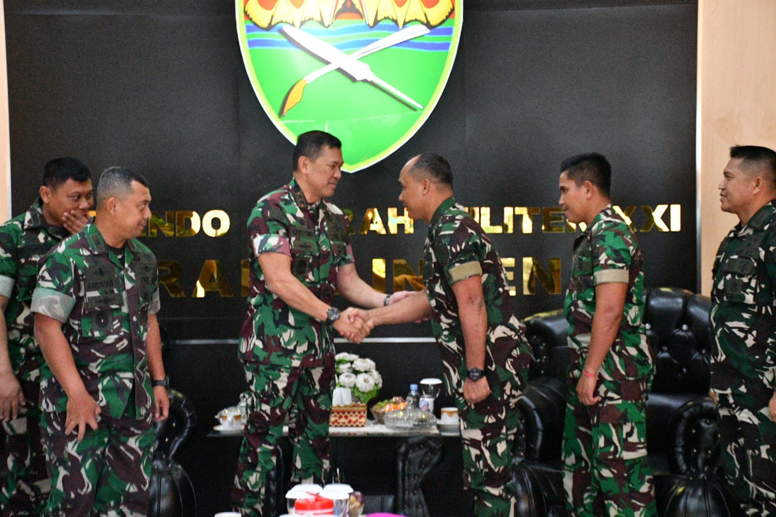 Danbrigif 4 Marinir/BS Perkuat Sinergi dengan Pangdam XXI/Radin Inten