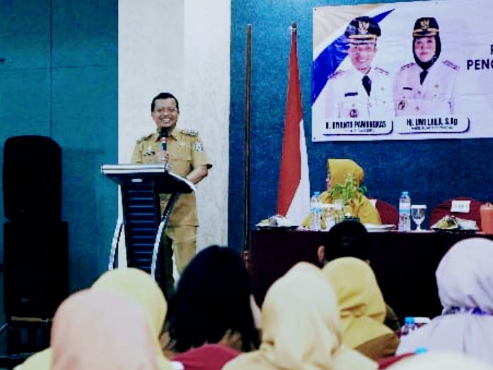 Bupati Pringsewu Buka Bimtek Pencegahan Kekerasan di SD